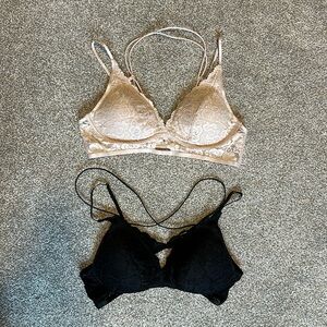 2 lace bralettes with padding size Large